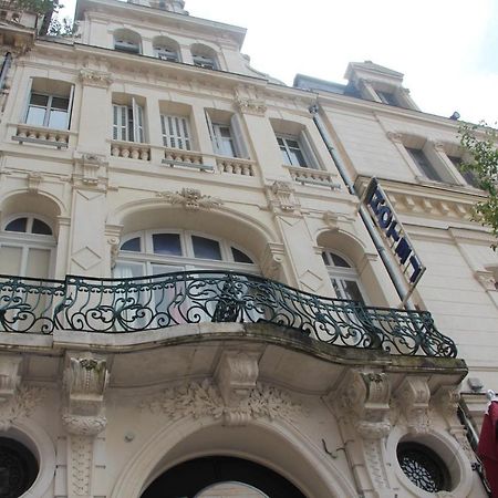 Hotel Au Chapon Fin Poitiers Exterior photo