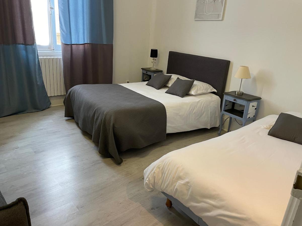 Hotel Au Chapon Fin Poitiers Exterior photo